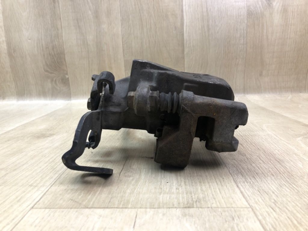 4783012151 | Супорт гальмівний задн. прав. TOYOTA PRIUS - 30 09-17 - Фото 3