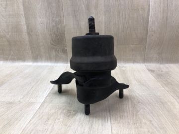 Подушка двигуна прав. TOYOTA AVALON 05-12