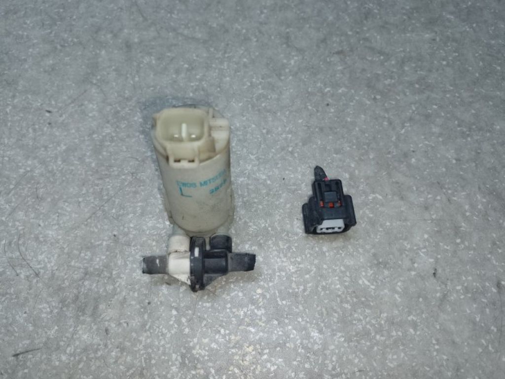 8260A217 | Насос омывателя стекла MITSUBISHI ASX / OUTLANDER SPORT 10-21