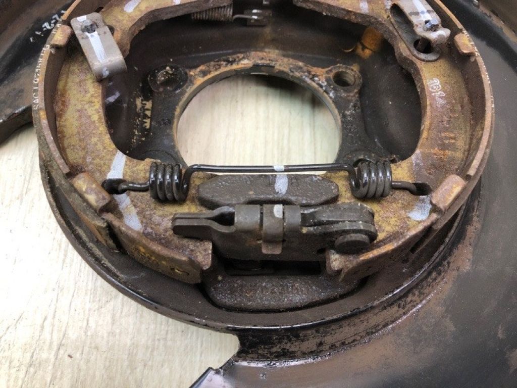 582503Q100 | Тормозной механизм задн. лев. HYUNDAI SONATA YF 10-14 - Фото 3