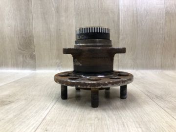 Маточина колеса задн. HYUNDAI SONATA YF 10-14