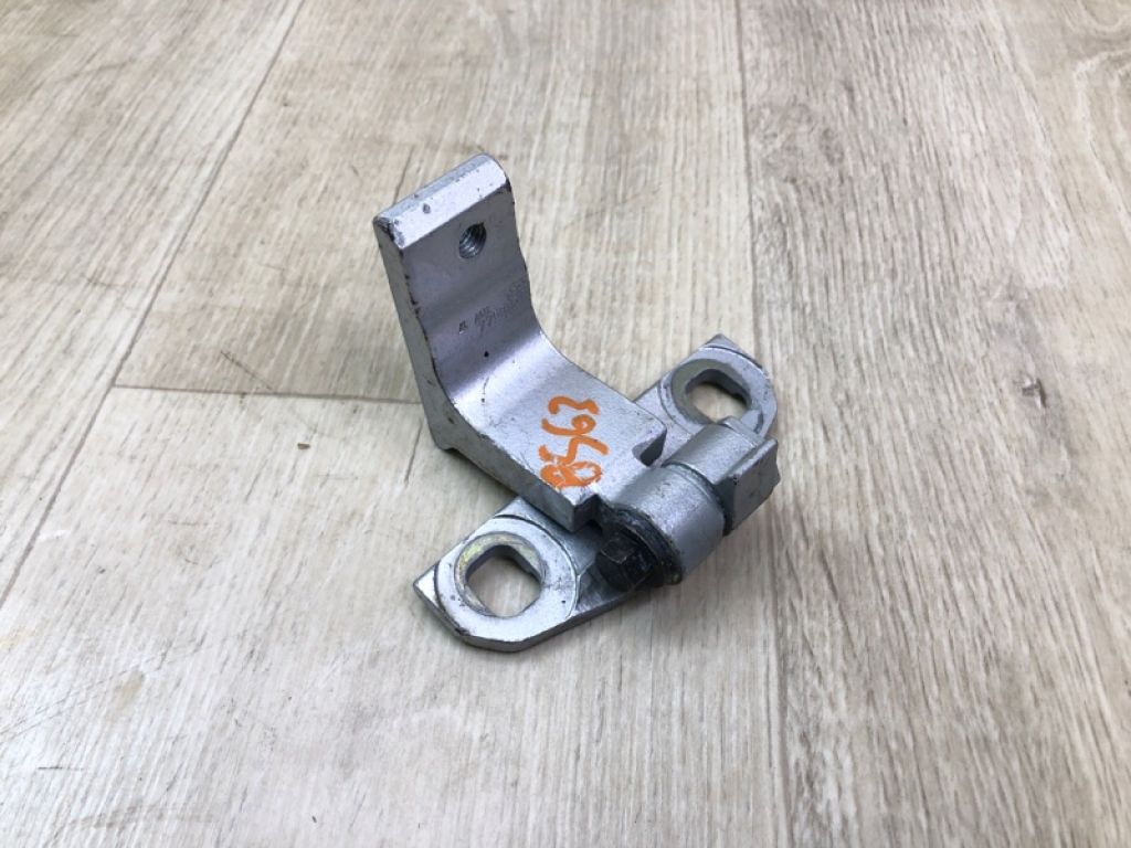 31218525 | Петля двері верхня задн. прав. VOLVO S60 10-13