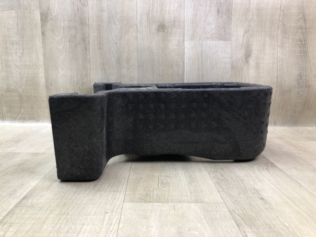 FR3Z9913546B | Скринька інструментальна FORD MUSTANG 15- - Фото 2