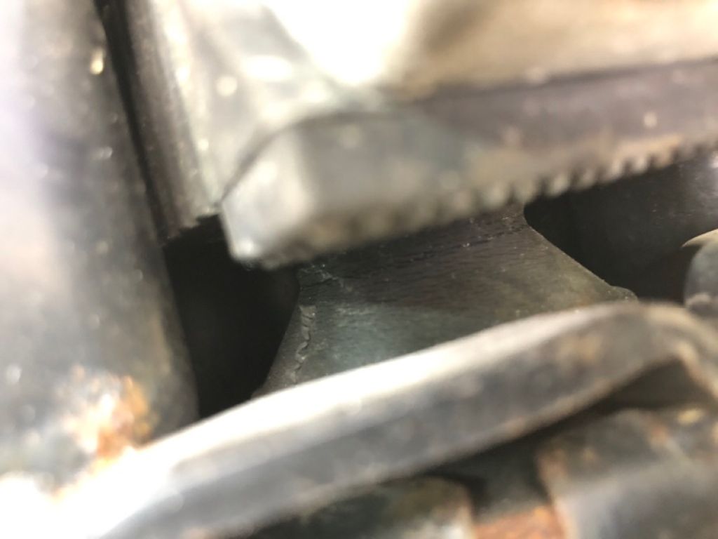 12305-37160 | Подушка двигуна LEXUS CT200 11-17 - Фото 7