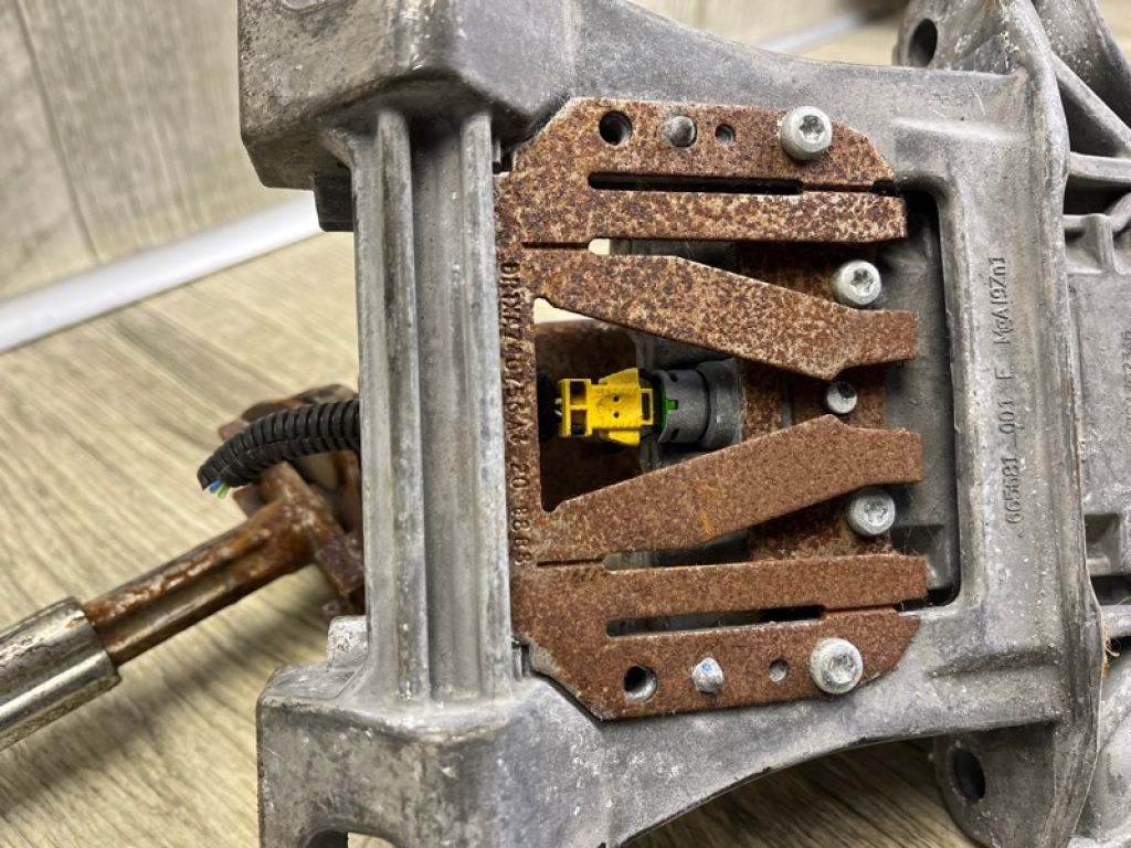 BB5Z-3C529-E | Рульовий вал FORD EXPLORER 10-20 - Фото 4