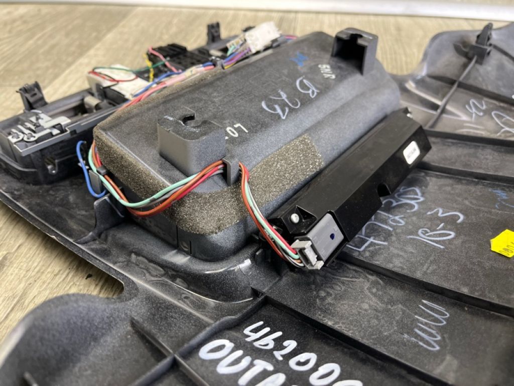 87505AL07AME | Плафон салону SUBARU OUTBACK BS 14-21 - Фото 4