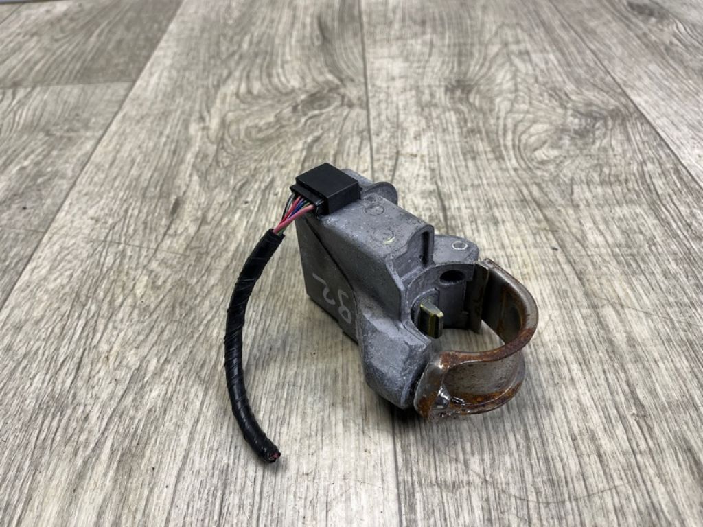 450200T010 | Блокатор керма TOYOTA VENZA 09-16 - Фото 2