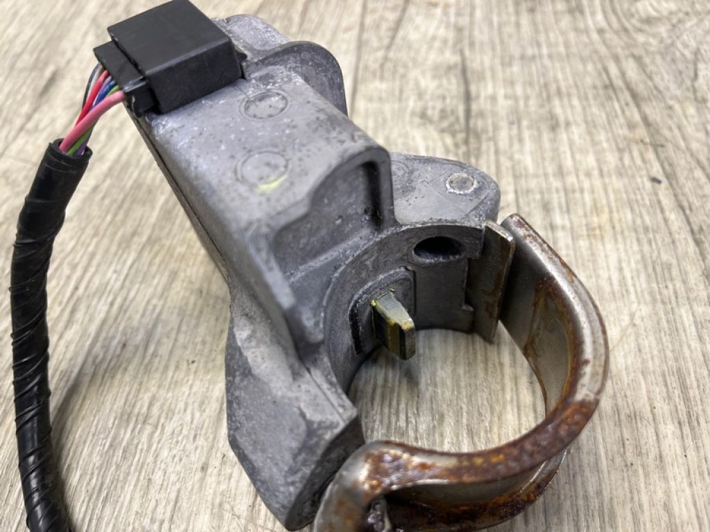 450200T010 | Блокатор керма TOYOTA VENZA 09-16 - Фото 3