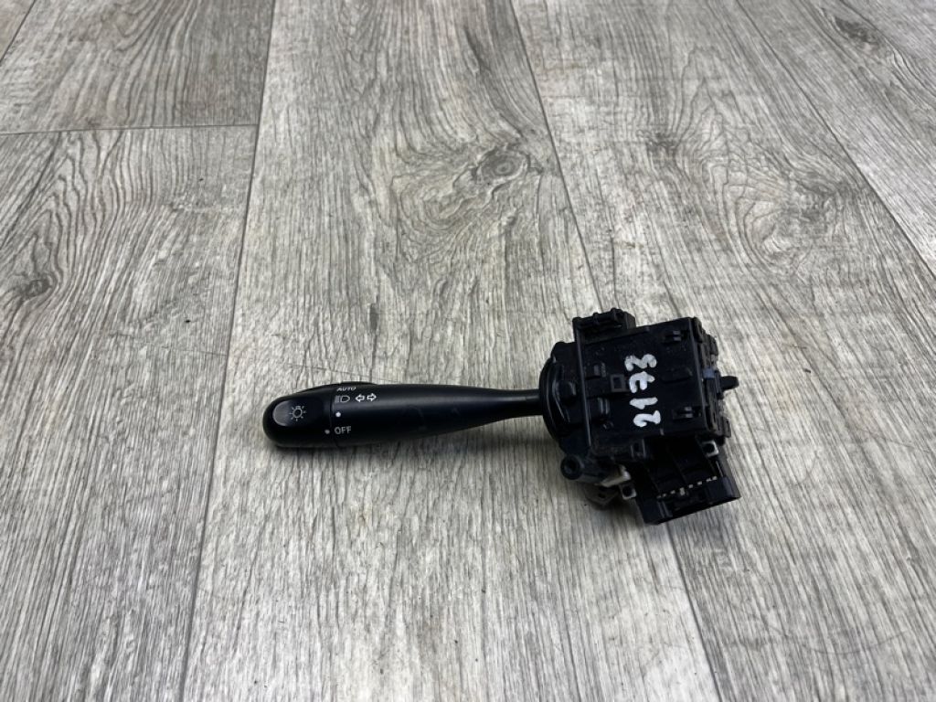 37210-64J00 | Підрульовий перемикач лів. SUZUKI GRAND VITARA 05-15