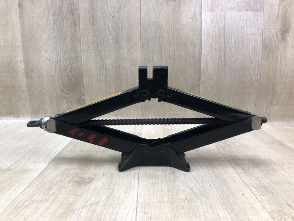 09110 D3200 | Домкрат HYUNDAI TUCSON TL 15-20