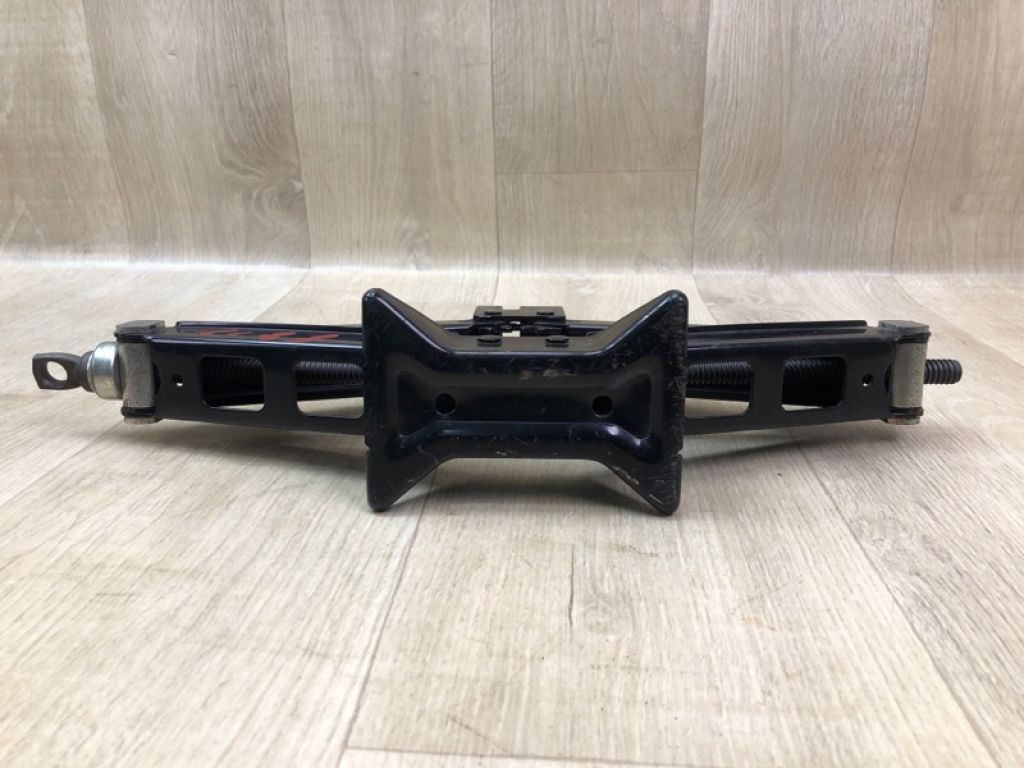 09110 D3200 | Домкрат HYUNDAI TUCSON TL 15-20 - Фото 4