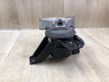 Подушка двигуна KIA SORENTO UM 14-