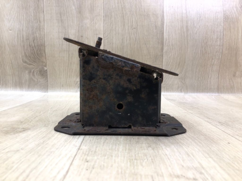 85210-1CA0A | Кронштейн підсилювача заднього бампера прав. INFINITI FX/QX70 S51 08-17 - Фото 2