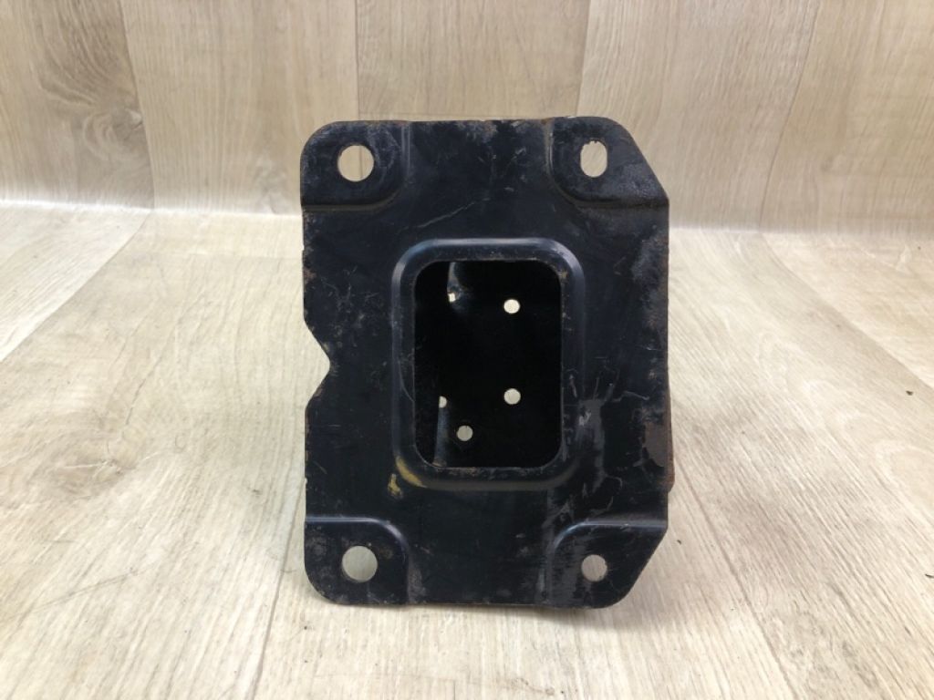 85210-1CA0A | Кронштейн підсилювача заднього бампера прав. INFINITI FX/QX70 S51 08-17 - Фото 6