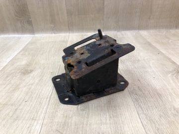 Кронштейн підсилювача заднього бампера лів. INFINITI FX/QX70 S51 08-17