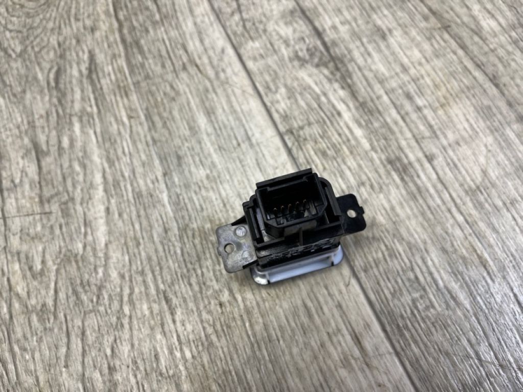 35800-TL0-003 | Кнопка відкриття багажника внутрішня HONDA ACCORD CU8 / TSX 08-14 - Фото 3