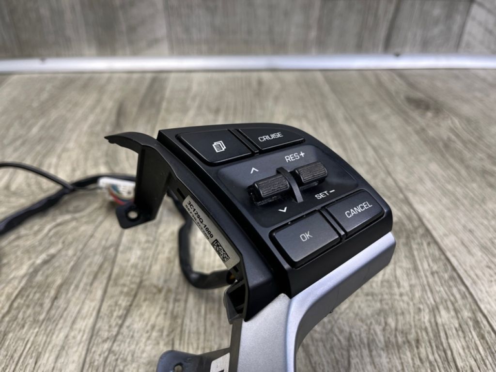 96720-D3200-4X | Кнопки на руль HYUNDAI TUCSON TL 15-20 - Фото 2
