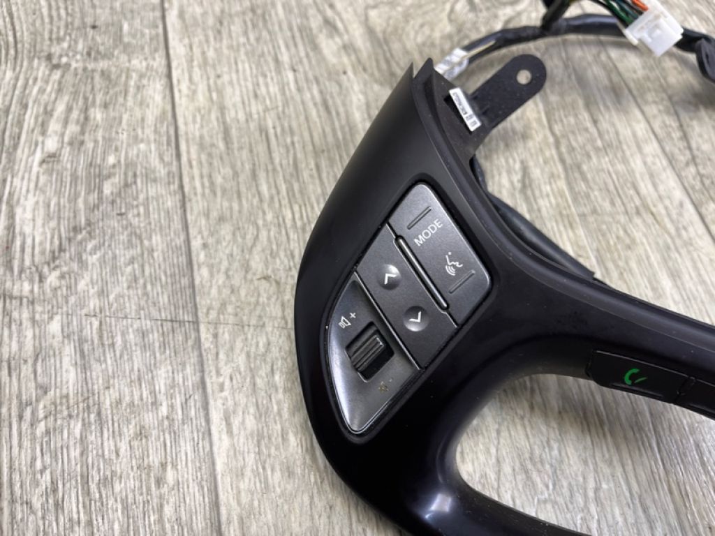 96700-2S305RJ5 | Кнопки на руль HYUNDAI TUCSON LM 09-15 - Фото 3