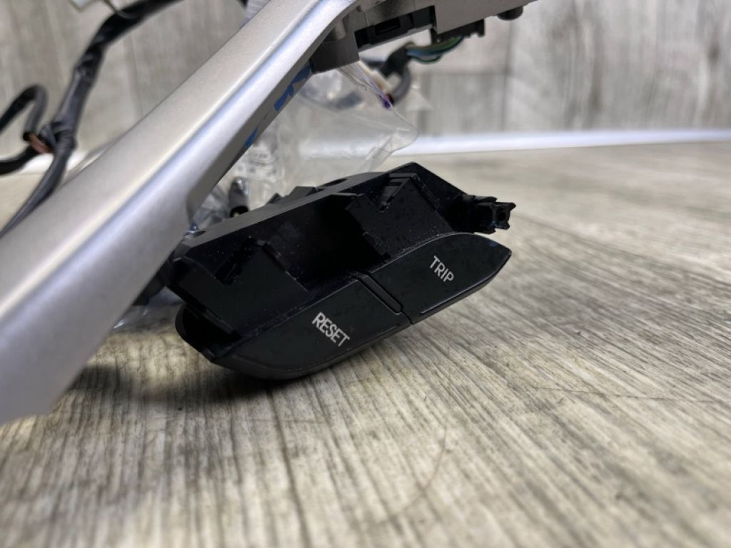 967102V500RDR | Кнопки руля HYUNDAI VELOSTER 11-18 - Фото 2