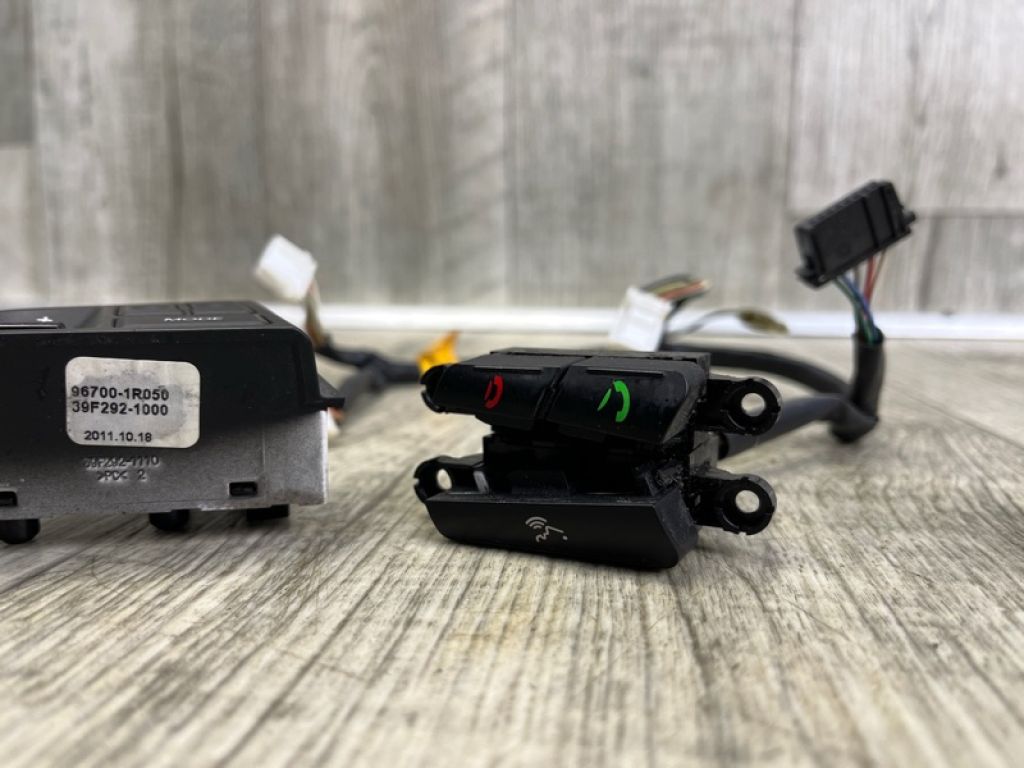 96700-1R050-RDR | Кнопки руля HYUNDAI ACCENT RB 10- - Фото 2