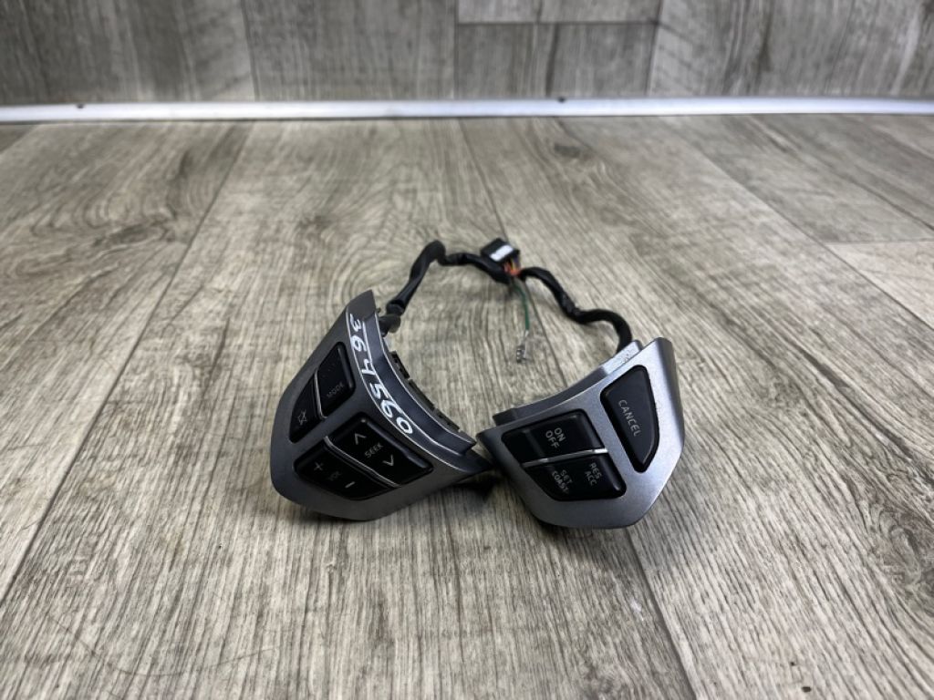 37460-77K30-ZCP | Кнопки на руль SUZUKI GRAND VITARA 05-15