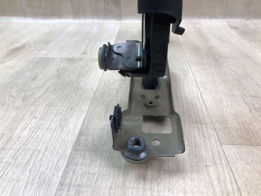 64520-06100 | Петля кришки багажника лів. TOYOTA CAMRY 70 17- - Фото 3