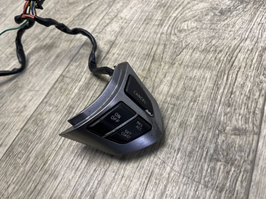 37460-77K30-ZCP | Кнопки на руль SUZUKI GRAND VITARA 05-15 - Фото 3