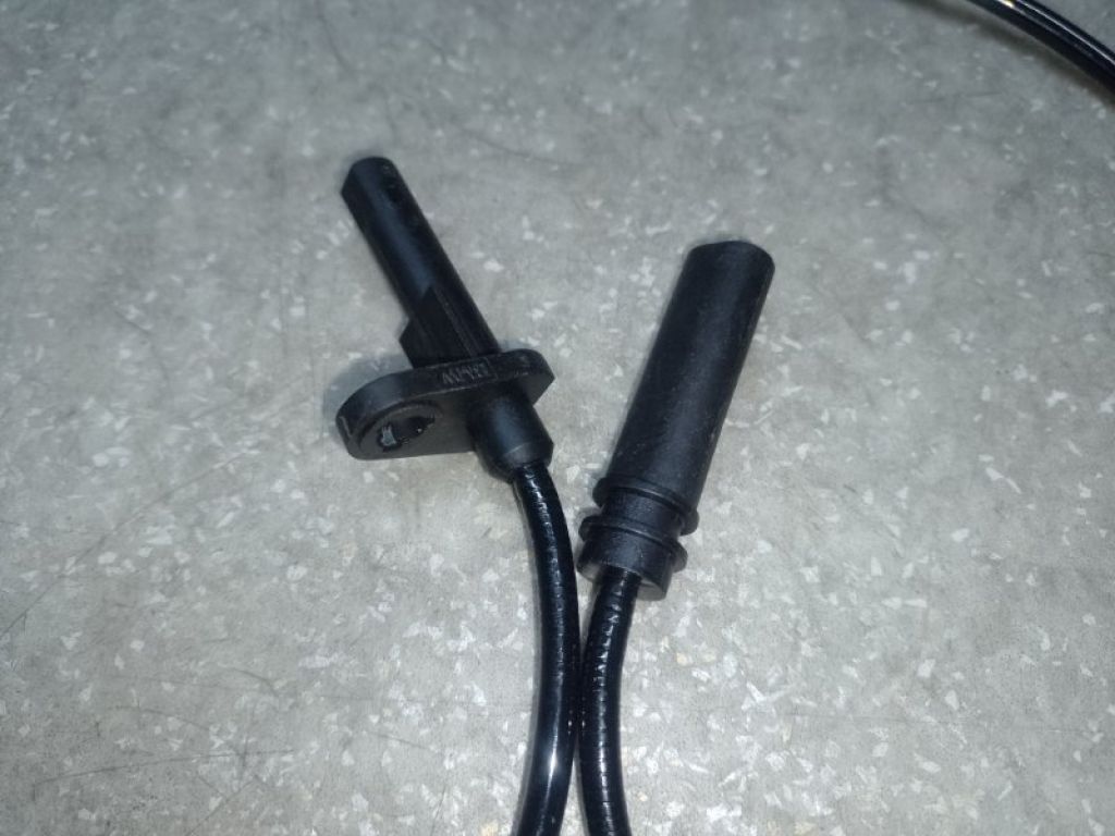 34526771777 | Датчик ABS BMW X5 (E70) 07-13 - Фото 2