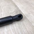68960-0T010 | Амортизатор крышки багажника TOYOTA VENZA 09-16 - Превью 3