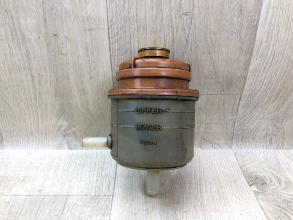 49140-65J00 | Бачок гідропідсилювача керма SUZUKI GRAND VITARA 05-15