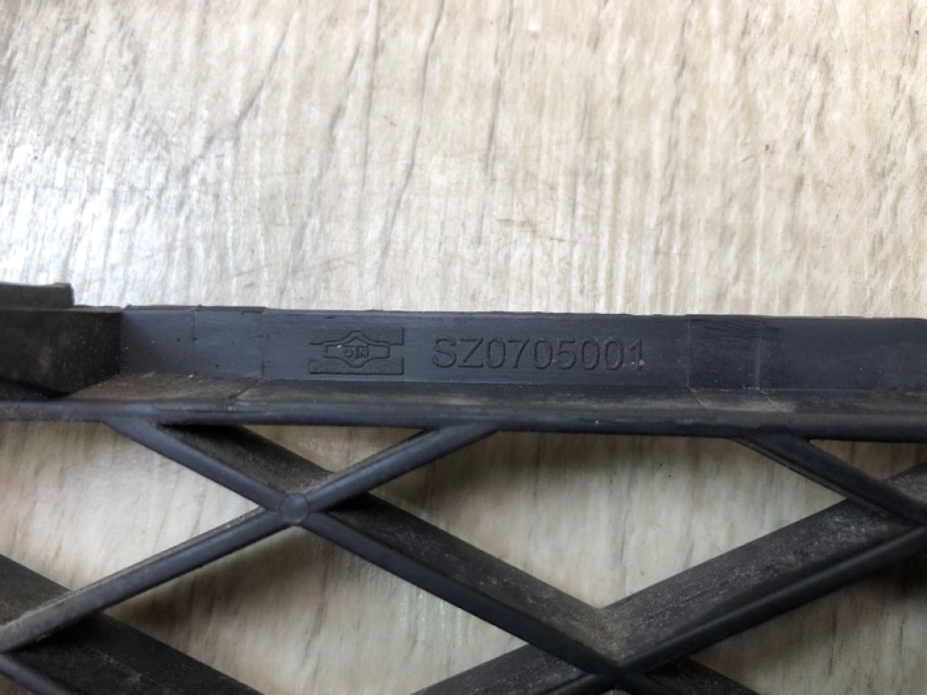 71721-65J00 | Решітка переднього бампера SUZUKI GRAND VITARA 05-15 - Фото 6