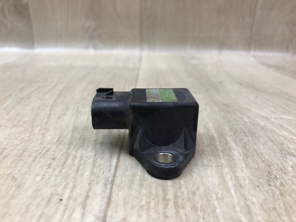 89191-33060 | Датчик прискорення LEXUS ES350 06-12 - Фото 2