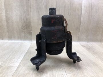 Подушка двигуна TOYOTA CAMRY 70 17-