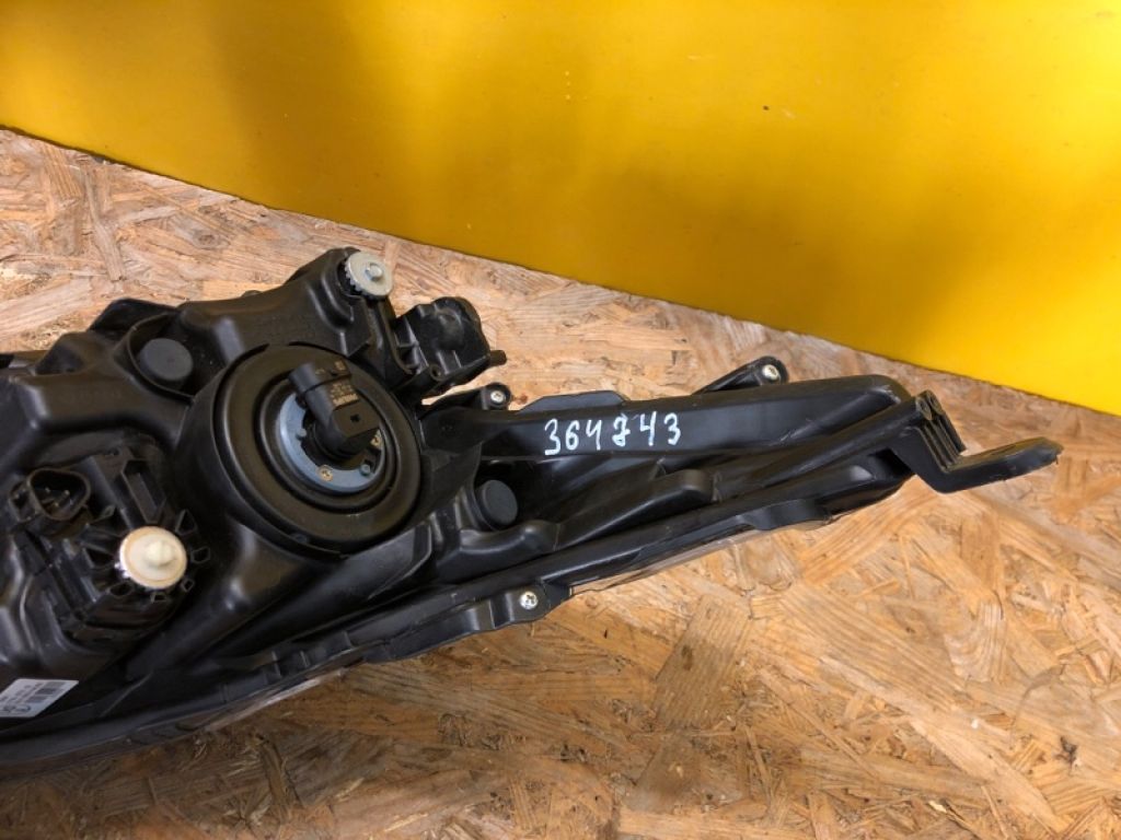 81170-02T31 | Фара лів. TOYOTA COROLLA E21 19- - Фото 4