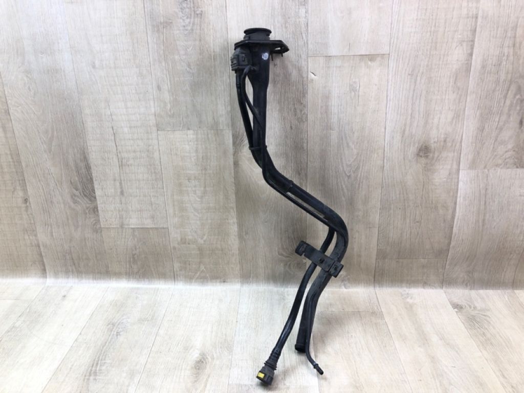 31030 3Q500 | Горловина паливного бака HYUNDAI SONATA YF 10-14