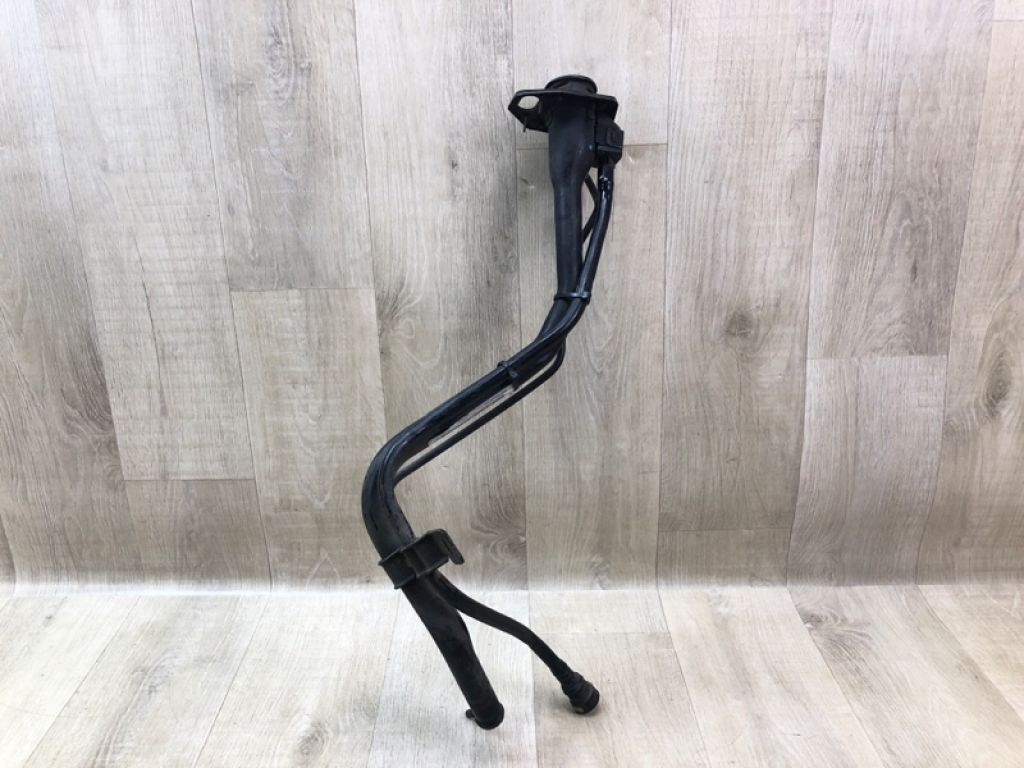 31030 3Q500 | Горловина паливного бака HYUNDAI SONATA YF 10-14 - Фото 2