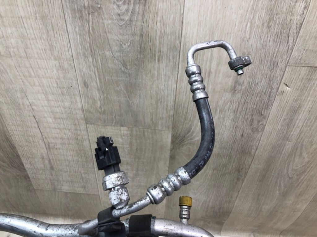 97775 3V500 | Трубка кондиціонеру HYUNDAI SONATA YF 10-14 - Фото 3