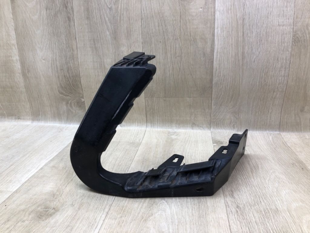 71732-57L00 | Кронштейн переднього бампера (під фарою) лів. SUZUKI KIZASHI 09-14