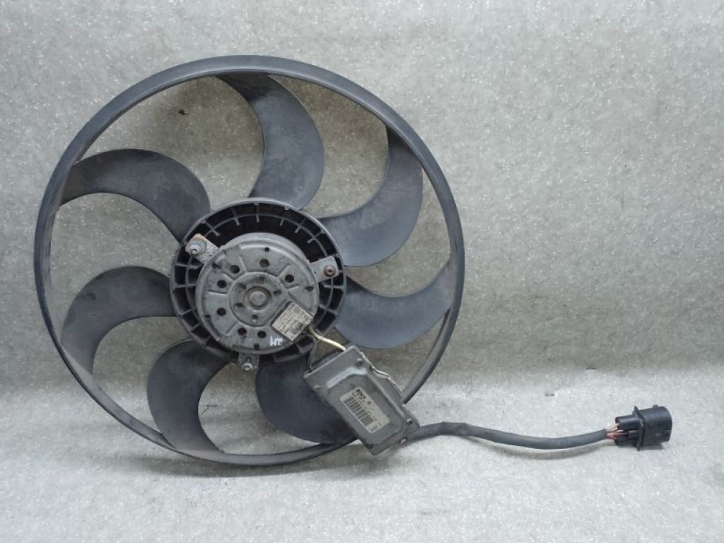 7L0959455D | Диффузор вентилятора основного радиатора прав. AUDI Q7 05-15 - Фото 2