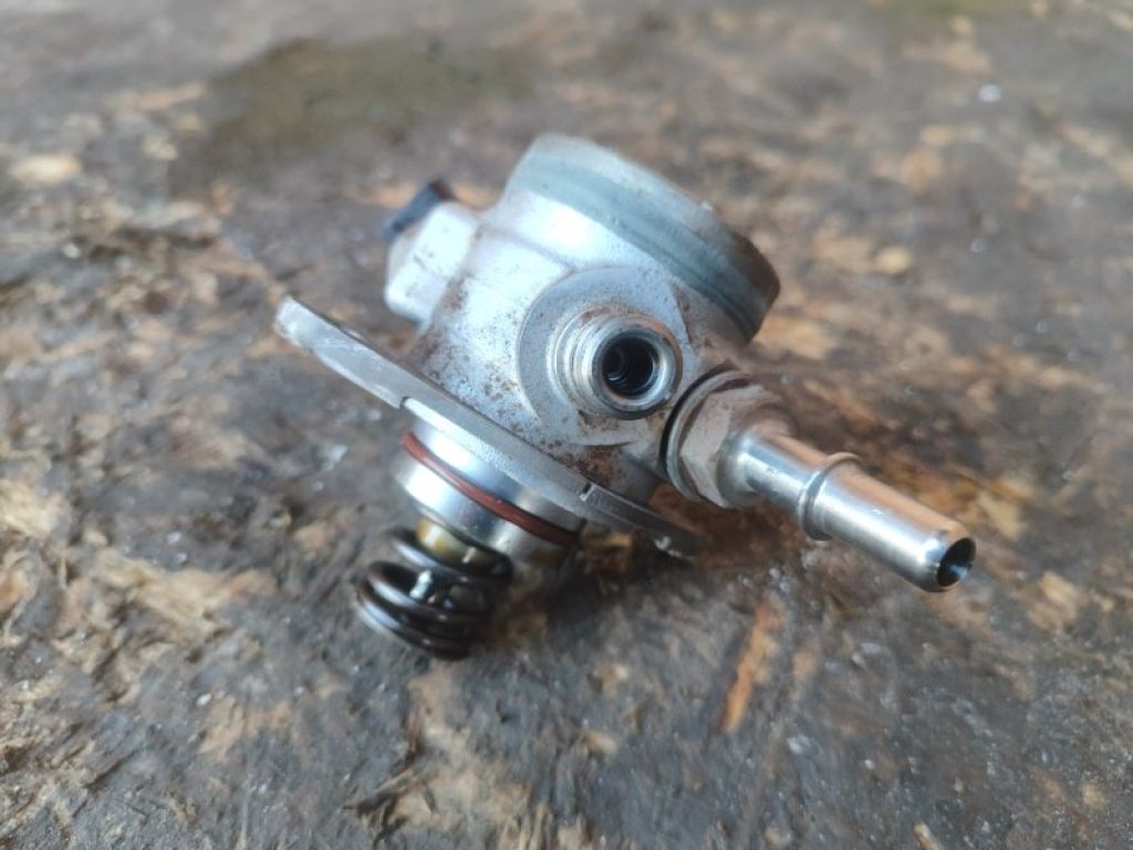 CM5Z-9350-CA | Тнвд (бензин) FORD FOCUS 10-18 - Фото 3