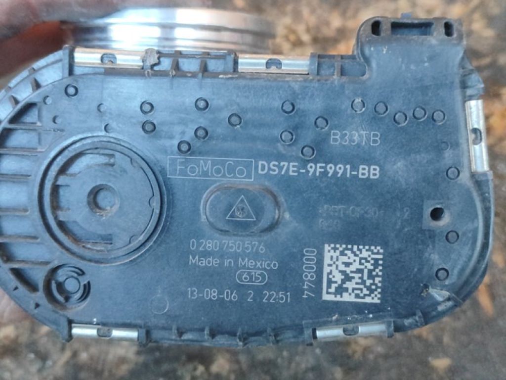 DS7E-9F991-BB | Дроссельная заслонка FORD FOCUS 10-18 - Фото 5