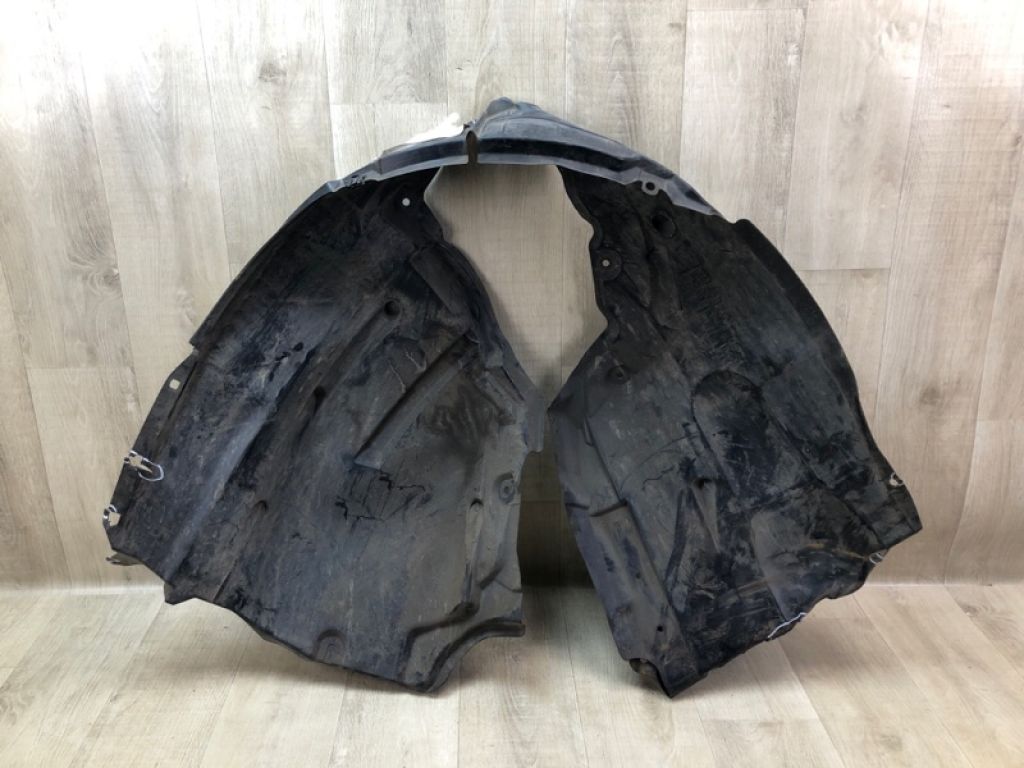 63840-9UF0A | Підкрилок передн. прав. NISSAN MURANO Z52 14-