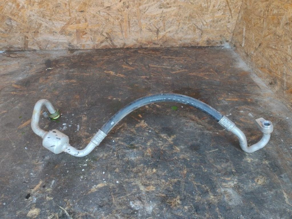 BV61-19N602-EB | Трубка кондиціонеру FORD FOCUS 10-18 - Фото 2