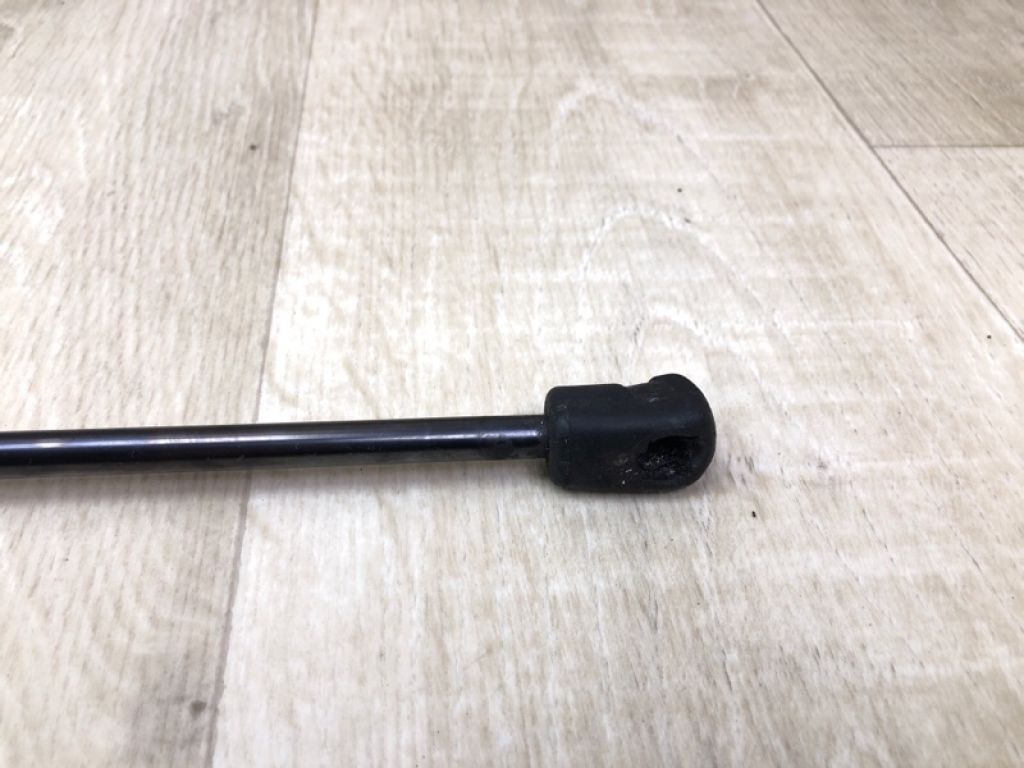 81161B2000 | Амортизатор капоту лів. KIA SOUL PS 13-19 - Фото 2