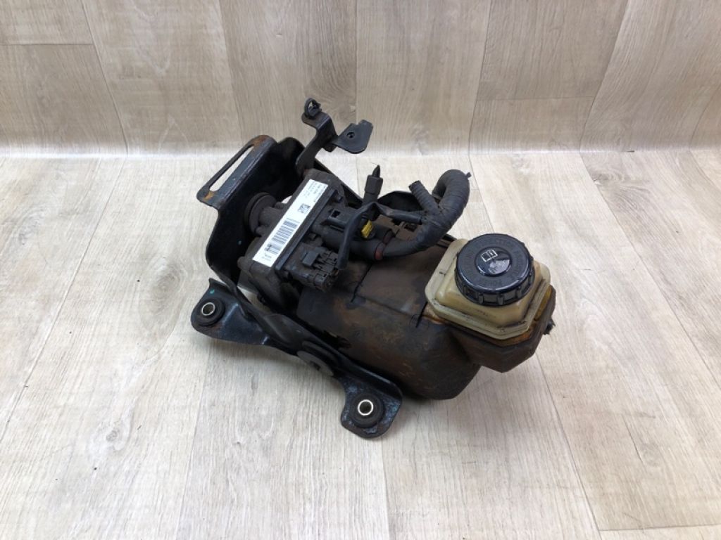 491103KE5D | Насос ГПК електричний NISSAN PATHFINDER R52 12-21