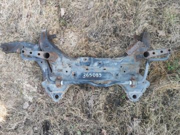 Балка передньої підвіски SSANGYONG TIVOLI 15-19