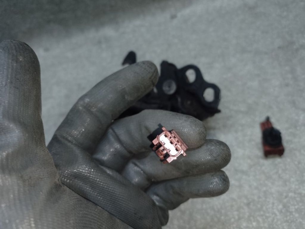 656013JA1A | Замок капоту INFINITI QX60/JX35 12-20 - Фото 3