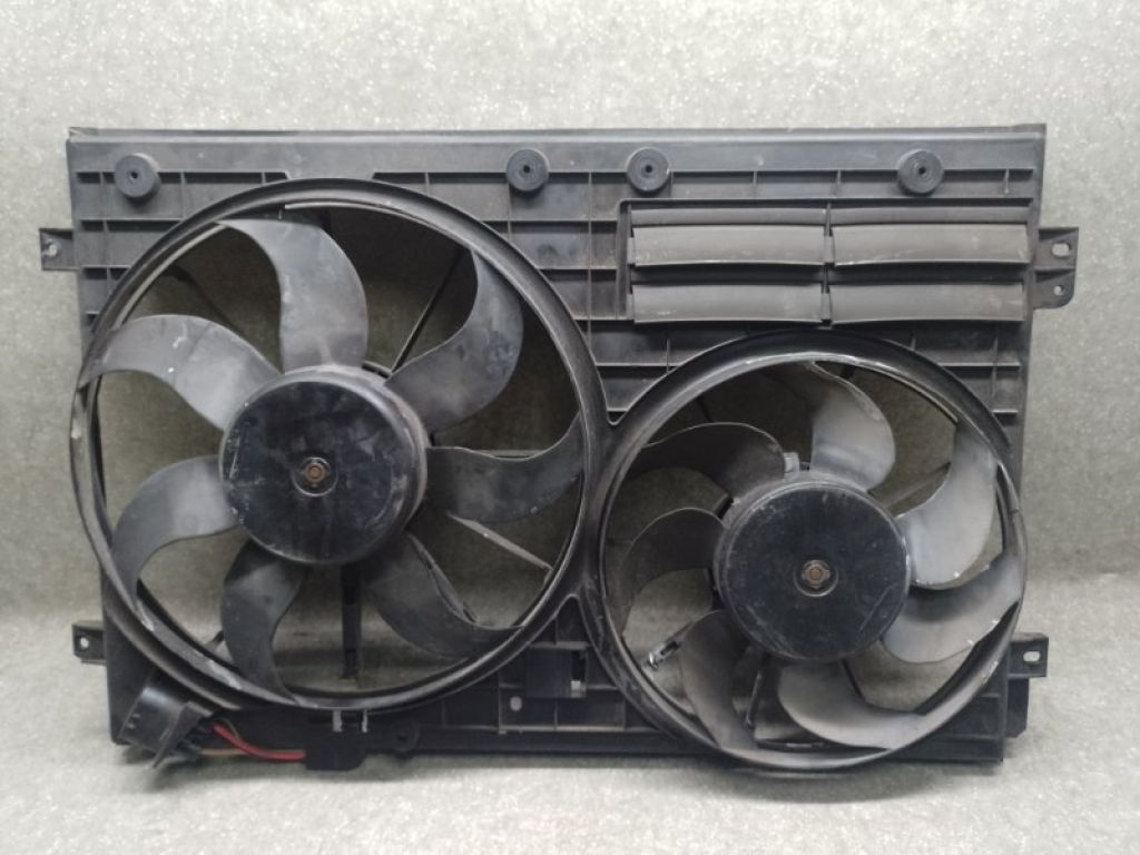 1K0121205AD | Диффузор вентилятора основного радиатора VOLKSWAGEN PASSAT B7 11-15 - Фото 2