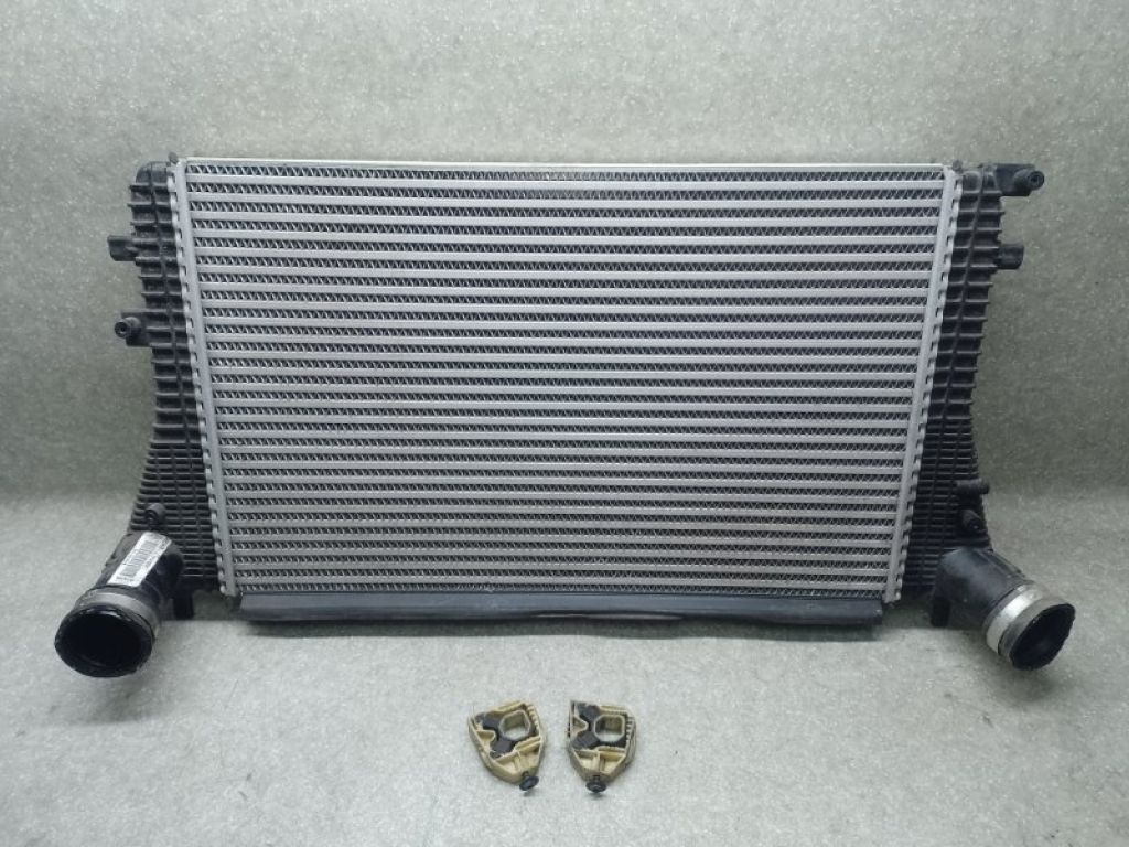 1K0145803CC | Радиатор интеркулера VOLKSWAGEN PASSAT B7 11-15