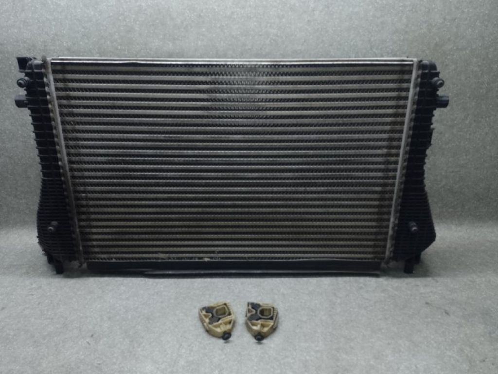 1K0145803CC | Радиатор интеркулера VOLKSWAGEN PASSAT B7 11-15 - Фото 4
